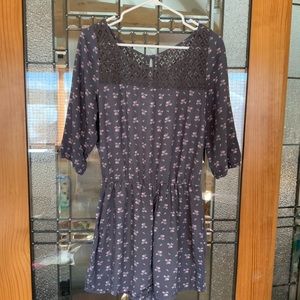 ADORABLE ABERCROMBIE & FITCH ROMPER - LIKE NEW